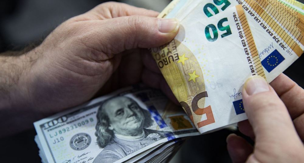 Nuk ndalet rritja e Euros, arrin sot nivelin me te larte ne 2 vjet